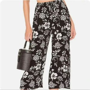 Majorelle Yasmin Cropped Pants in Black Woodland